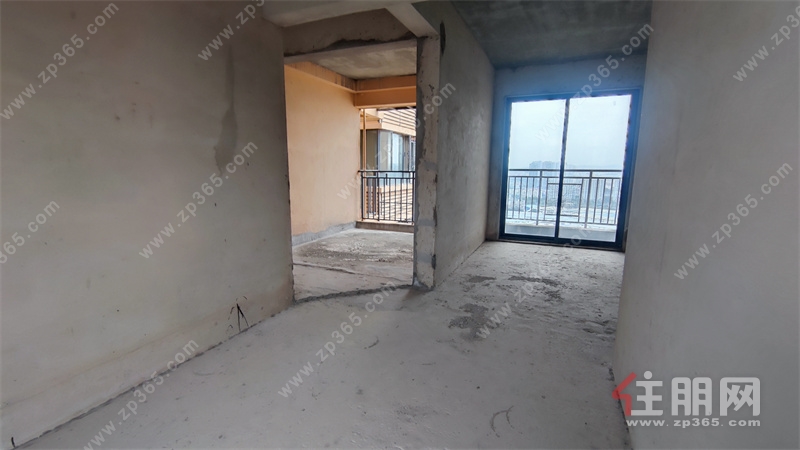 高赠送急售可谈!天健西班牙小镇高赠送100㎡3房,仅65万