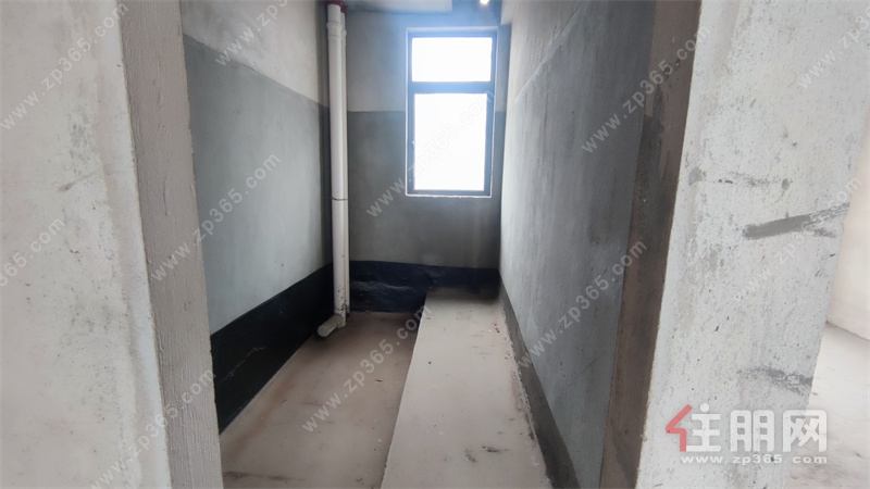 高赠送急售可谈!天健西班牙小镇高赠送100㎡3房,仅65万