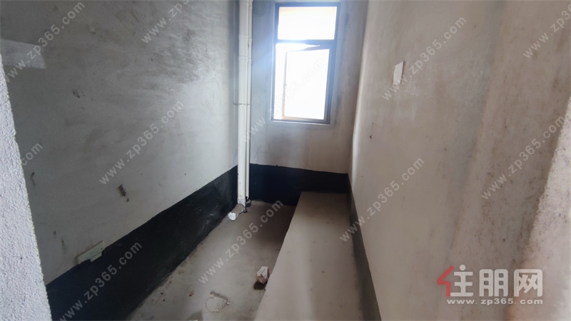 高赠送急售可谈!天健西班牙小镇高赠送100㎡4房,仅65万