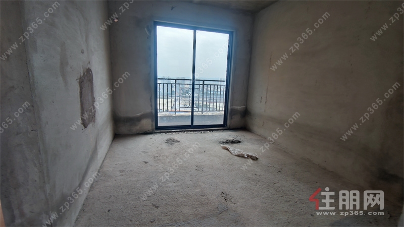 高赠送急售可谈！天健西班牙小镇高赠送97㎡3房，仅65万