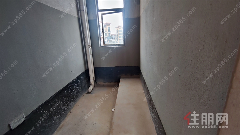 高赠送急售可谈！天健西班牙小镇高赠送97㎡ 3房，仅65万