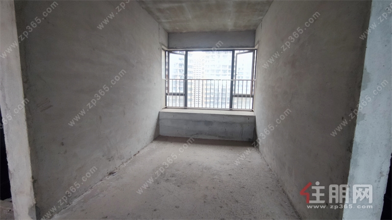 高赠送急售可谈!天健西班牙小镇高赠送103㎡4房,仅65万