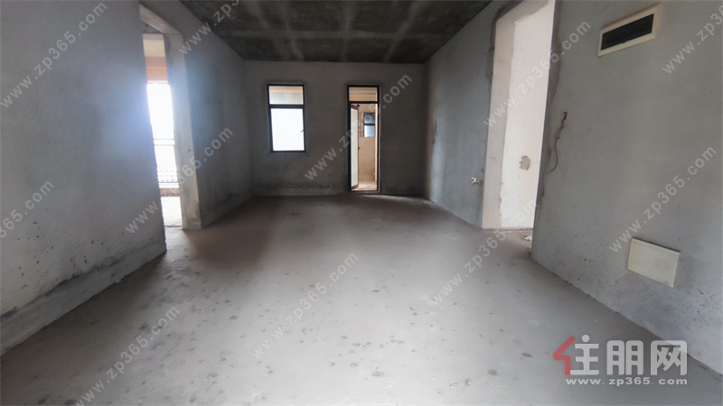 高赠送急售可谈!天健西班牙小镇高赠送103㎡4房,仅65万