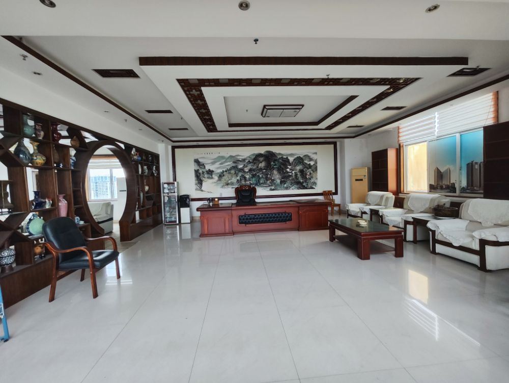 高新大道综合楼11楼整层950㎡火热招租