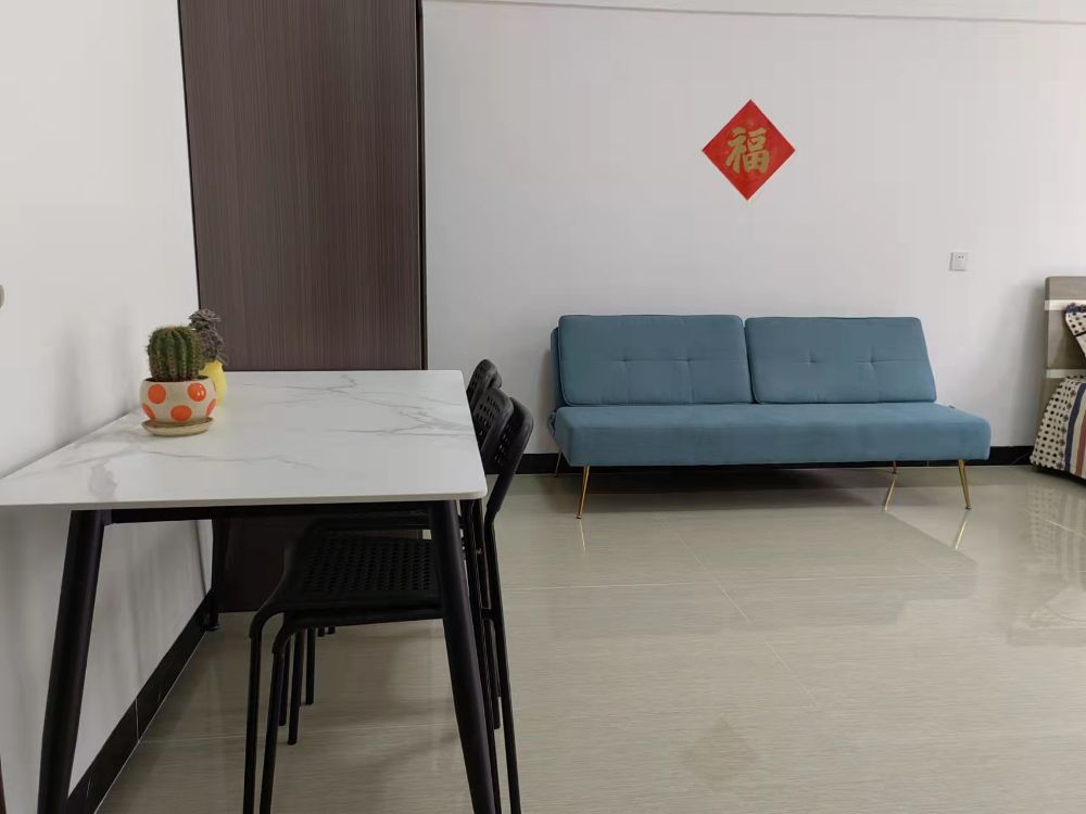 出租标鼎青山东郡精装房可以拎包入住