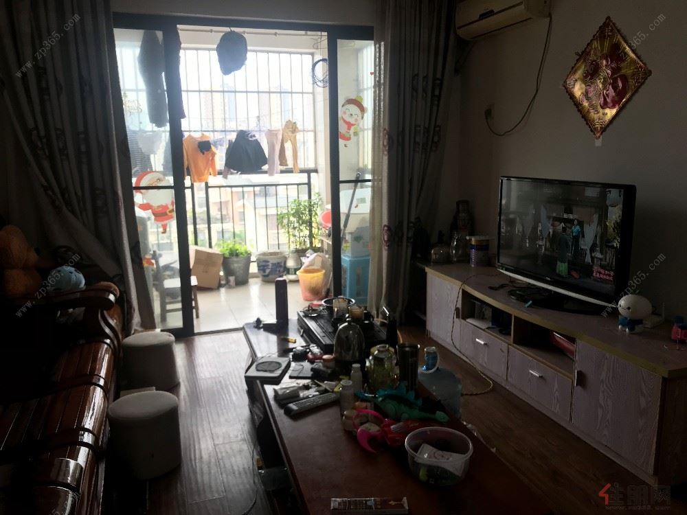 富宁新兴苑3房2厅新房出租