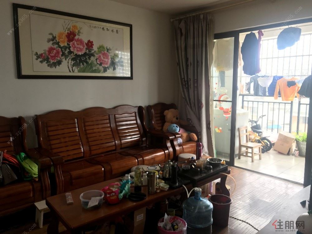 富宁新兴苑3房2厅新房出租