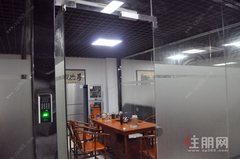 3号线安吉华尔街工谷,精装写字楼带办公用品,拎包办公