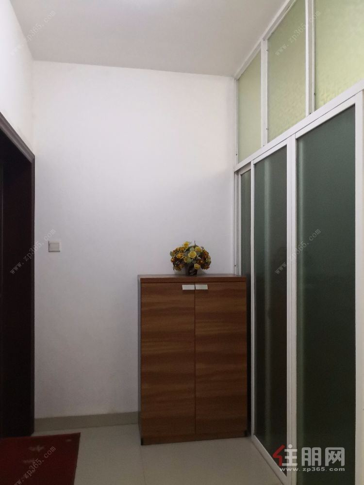 南宁联盟新城精装4房出租