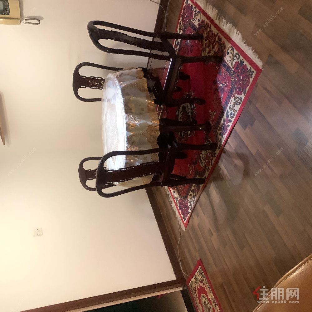 招租一名女生入住,男士勿扰