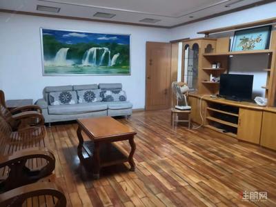 金湖广场，金湖广场 琅西商圈 建行小区3房 配齐出租 拎包可住 近地铁