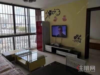 朝阳中心-朝阳市中心，精装江景两房，拎包入住，租2300元，看房方便
