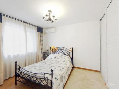 柳沙-半岛东岸单间出租 南北通透 家电家具齐全拎包入住 钥匙在手 欢迎看房