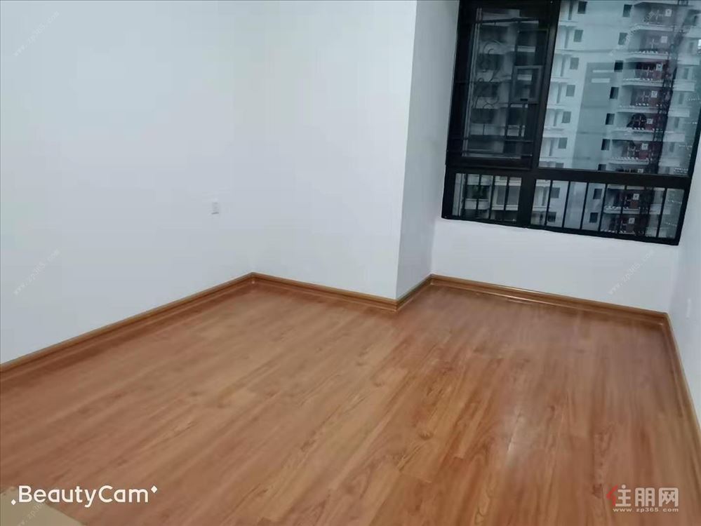 北湖商圈 保利心语 菜市旁 临江宇世纪城 山水绿城