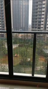 鱼峰区-柳汽公司办公大楼后面容和千千树小区四房两厅两位出租