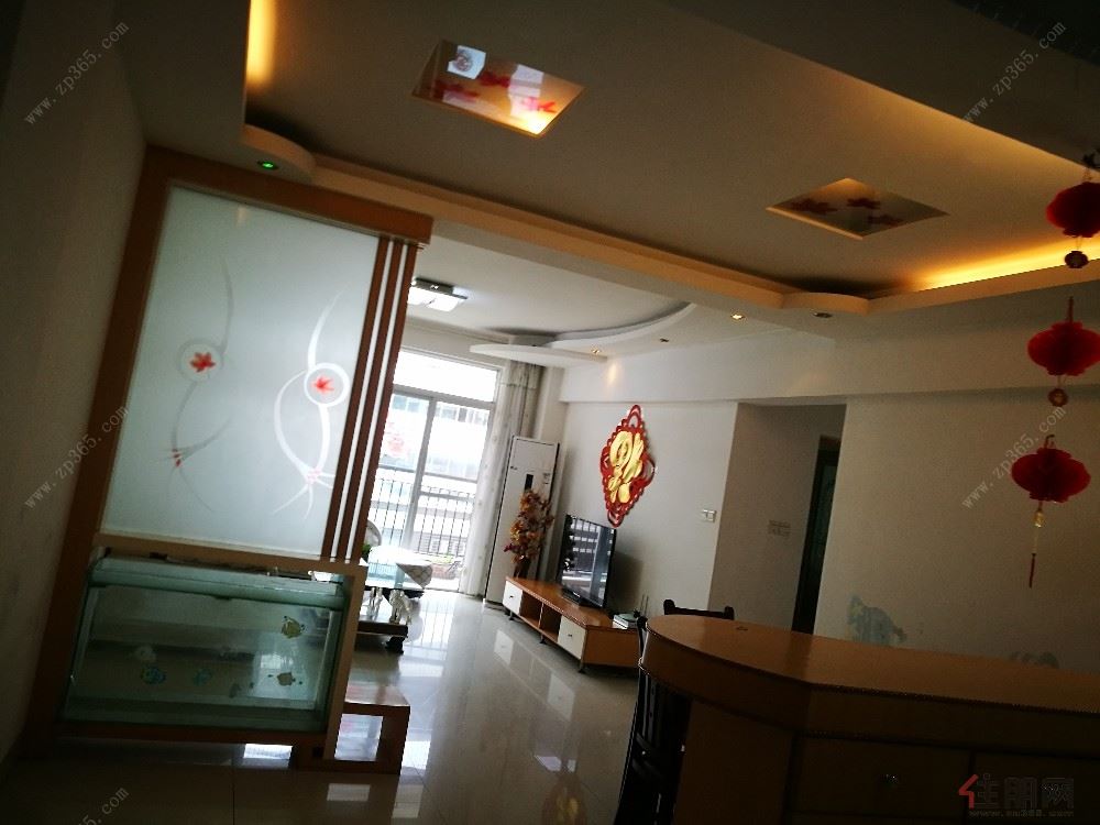 业主,品牌家具家电齐全,拎包入住民主东路同和华彩3室2厅2卫110平米