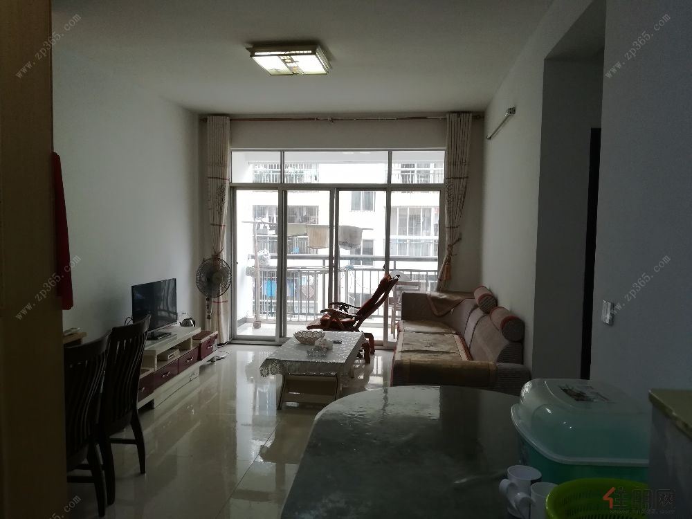 幸福家园两房两厅出租