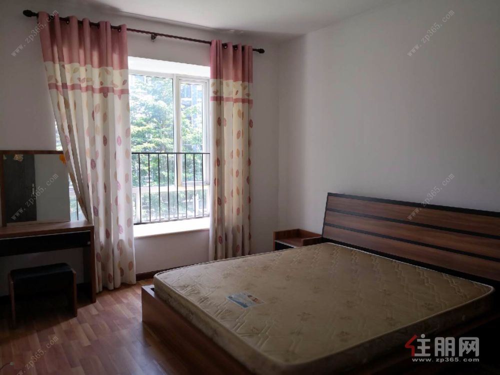 出租联盟新城精装4房6栋2单元505房