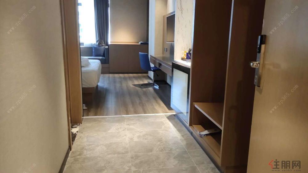 凤岭北+美泉1612旁+家具配齐+拎包入住+有钥匙看房方便