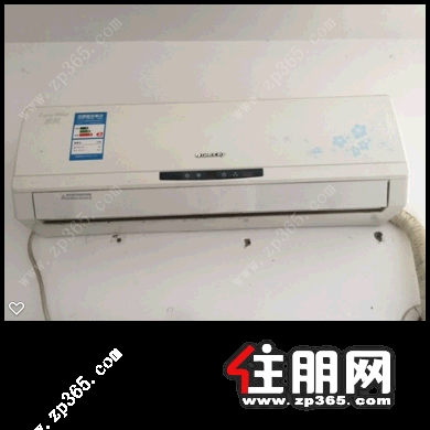 蓝宝国际(铜鼓岭路,翡翠园内)一房一厅家具家电齐全拎包入住