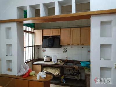 中心区-文化广场附近、市财政局对面套房出租