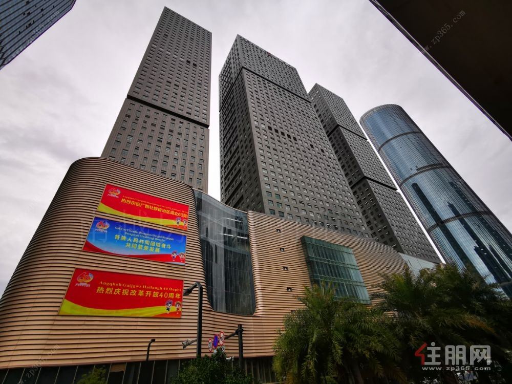 双地铁口,高楼层景观好!业主急租,求稳定企业!