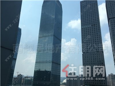  五象大道-南宁绿地中心|租金只要30元起，超便宜