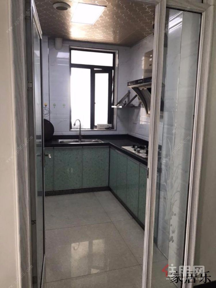 港北区唐人街精装3房 靠近凤凰街非常方便购物