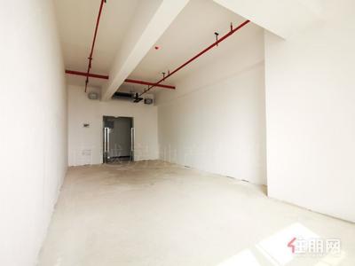 五象大道，总部基地小面积出租 适合各种创业青年 三地铁口