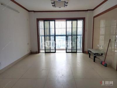新阳路-大四房 户型方正 可用作办公或家居 月租2500