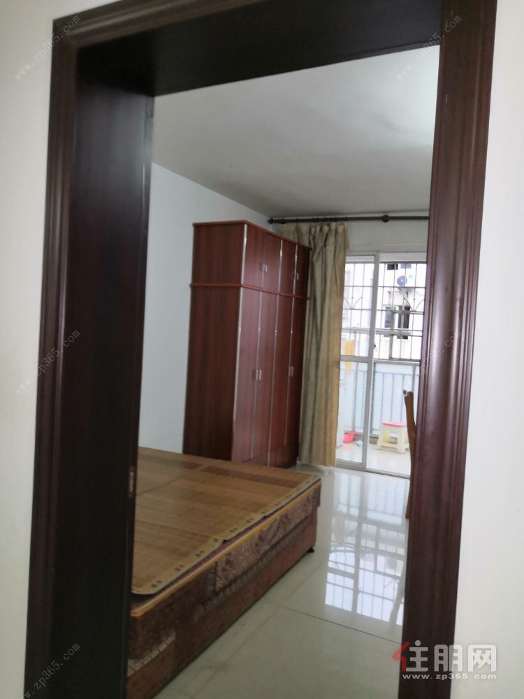 柳南华清园万达广场附近