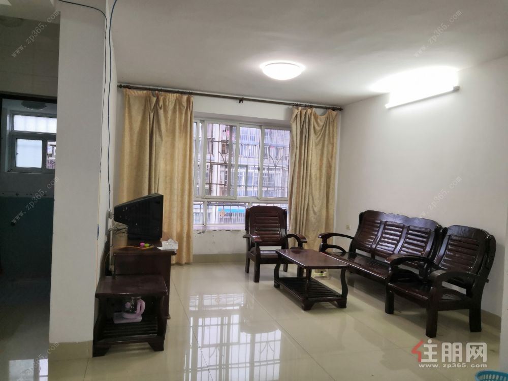 柳南华清园万达广场附近