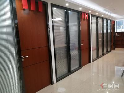 玉林-出租玉东新区中鼎索菲特酒店B座高端写字楼
