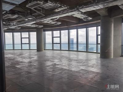 青秀区，业主直租总部基地写字楼楼下临街餐饮铺，起租价50元/平