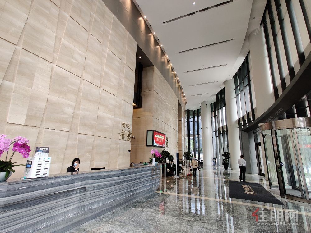 个人出租风水超好的新五象新区新地标建筑高区写字楼