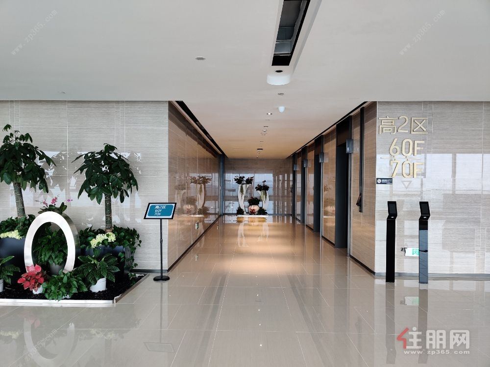 个人出租风水超好的新五象新区新地标建筑高区写字楼