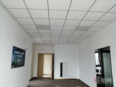 良庆区,富雅·国际生活广场/61平/双面采光,计划按办公用途做硬装