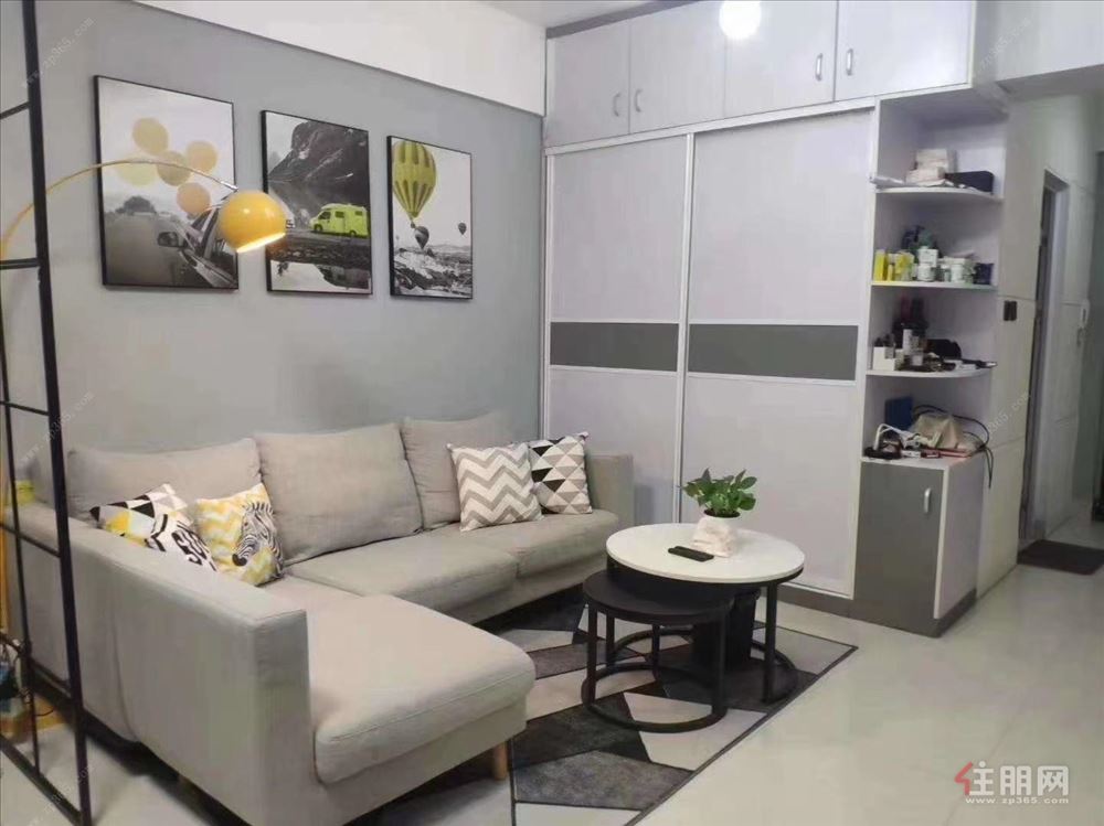 实拍 一号线青川站1房1厅  修 拎包入住 只要1300