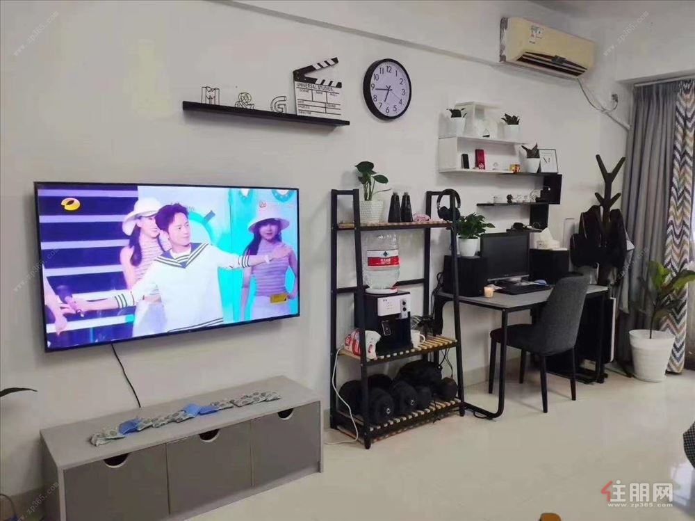 实拍 一号线青川站1房1厅  修 拎包入住 只要1300