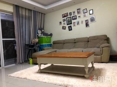 高新区-1700租科园立交旁 荷塘月色精装大三房 拎包入住