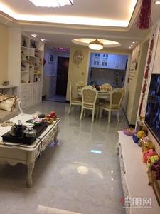 安吉大道-豪装三房配齐出租 仅需2000 即可入住安吉公务员小区
