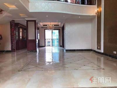 凤岭南-豪装楼中楼 实用面积400多平 空房出租 有超大露台可使用