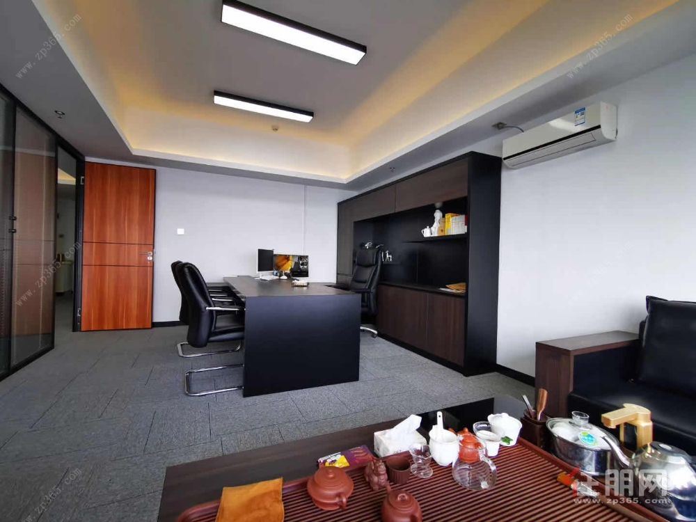 东盟商务区龙光世纪260平免租期一个月