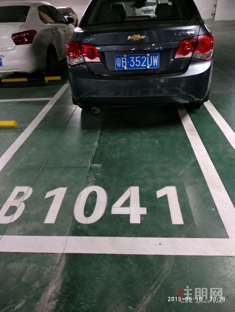 江南万达广场C16写字楼地下车位招租