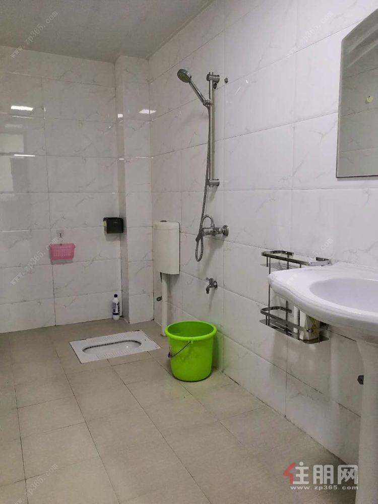 龙湾丽水 三房二厅三阳台