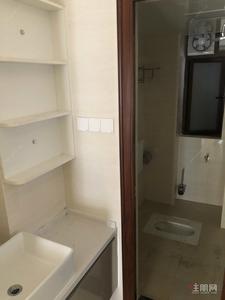 白沙大道-荣耀江南 3房2卫 可办公或可住宿 户型方正 采光好 有空调