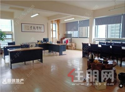 金湖广场-金湖广场办公区金湖帝景 439平米，租金便宜