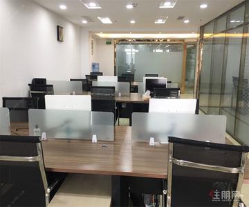 金湖广场-金湖双地铁口 200平带用具出租 租金美丽！