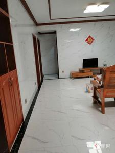 良庆周边-绿地国际花都3房2卫配齐拎包入住自住式修高楼层仅2300