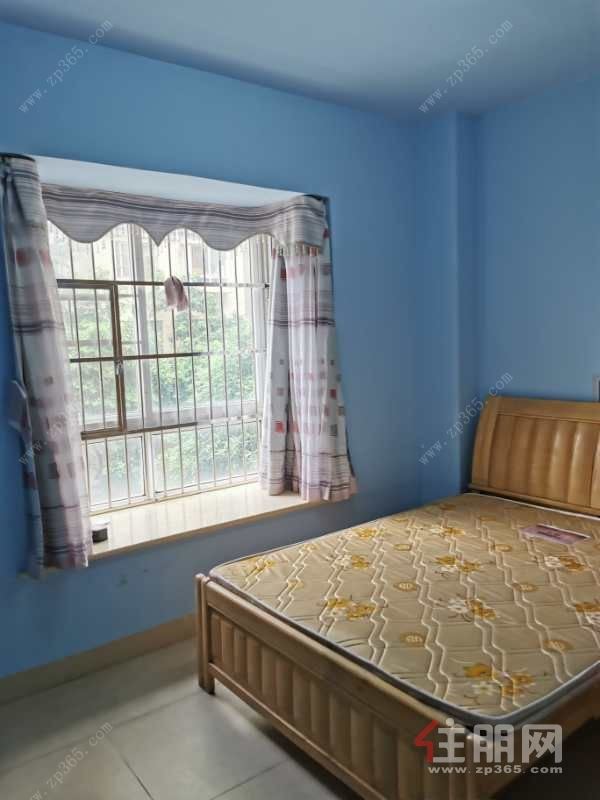 蓝宝国际2房1厅低价招租(南宁三中国际学校正对面)